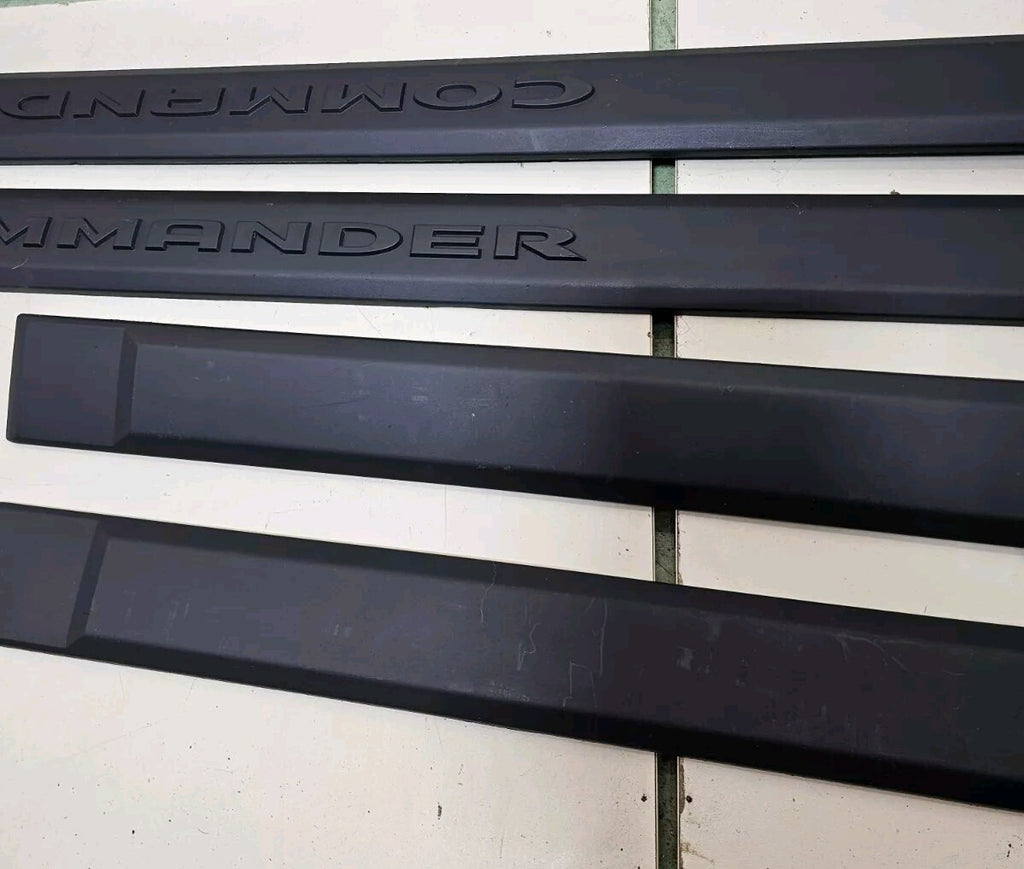 🔥06-10 Commander Outer Door Trim Set Left Driver Right Passenger Molding Black