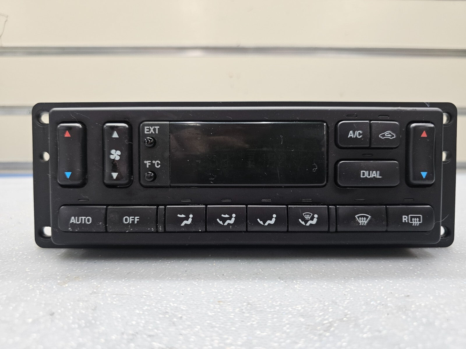 🔥02-04 Explorer Mountaineer Dash Heater Climate Temperature Control Conditioner