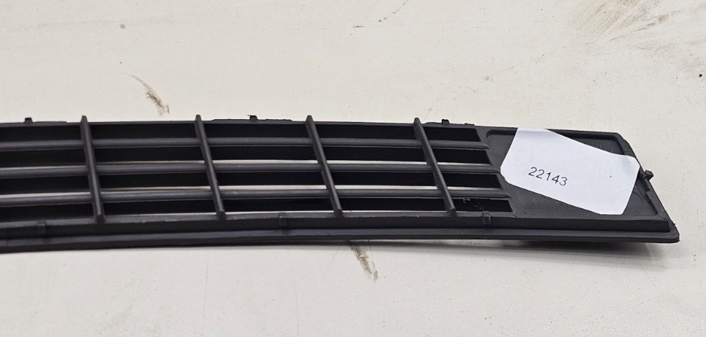🔥06-10 Jeep Commander Upper Dash Front Defrost Grille Vent Panel BLACK OEM