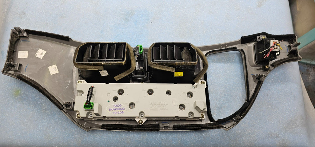 🔥05-10 Honda Odyssey Center Dash Radio Climate Control Bezel Trim Panel Silver