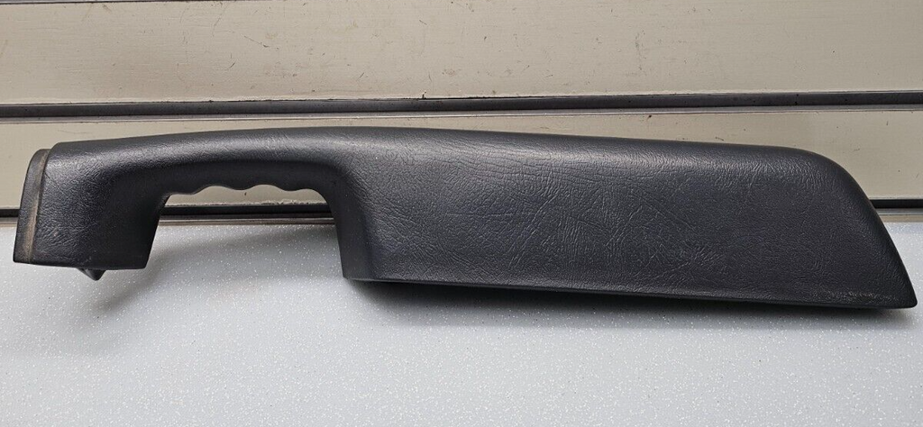 98-04 BLAZER S10 JIMMY SONOMA Door Panel Arm Rest Pull Handle Driver Graphite H5