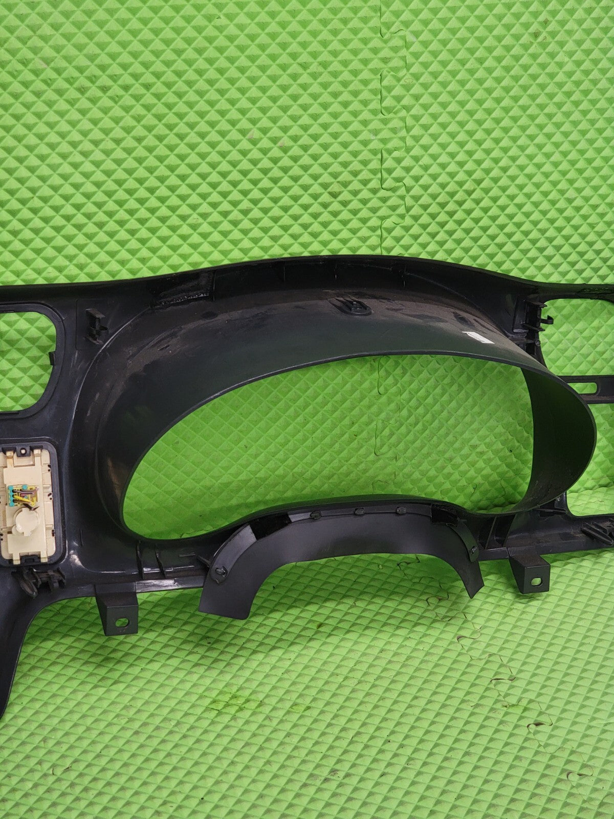 🔥98-04 BLAZER S10 JIMMY SONOMA Cluster Dash Radio Bezel graphite  C8