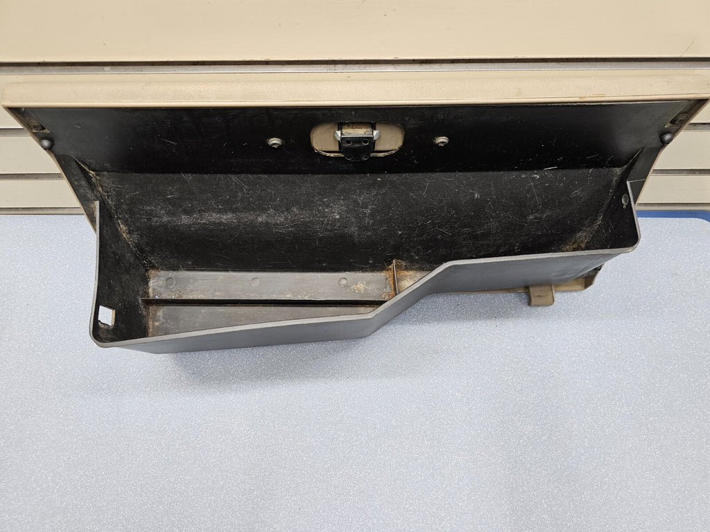 🔥1994-1997 Dodge RAM Dash GLOVE BOX Storage Compartment Door Assembly TAN G20
