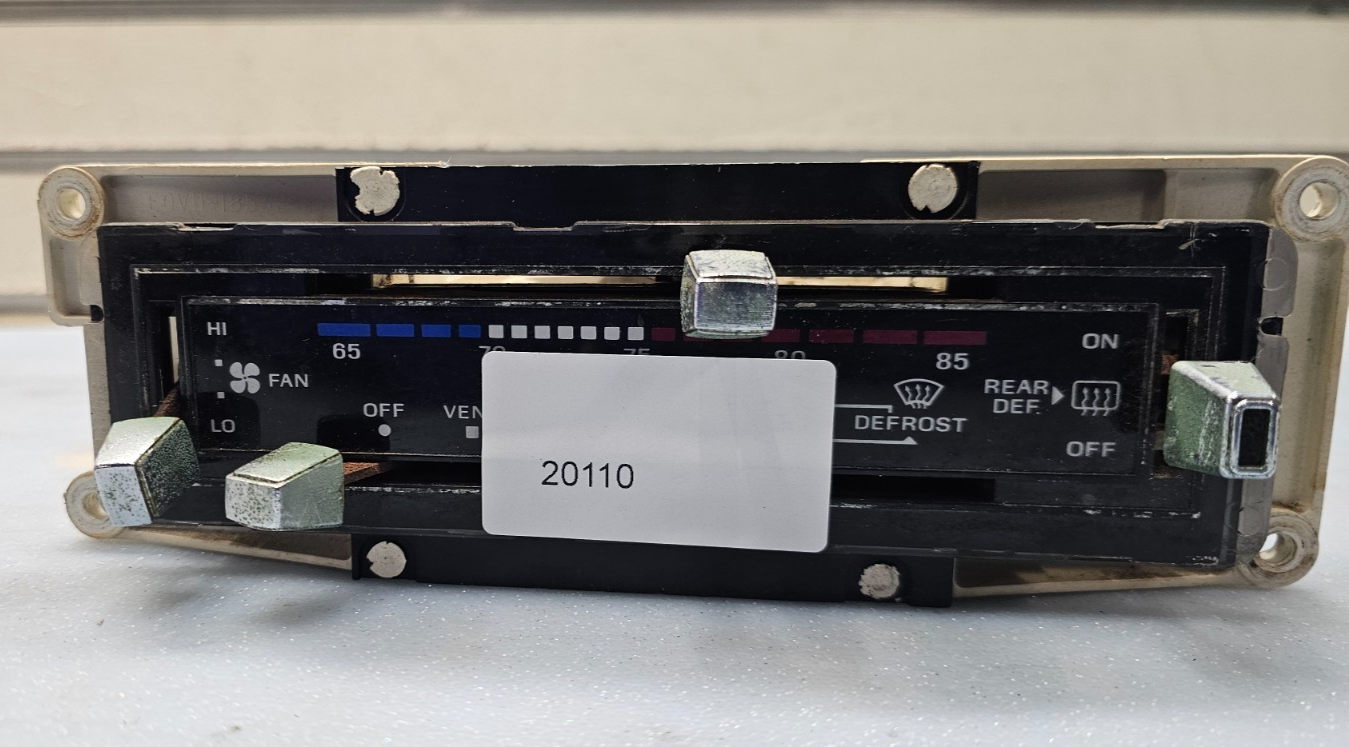79-86 Ford Thunderbird AC Heater Climate Control Temperature Unit Rear Def Black