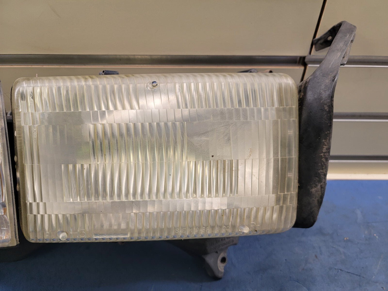 🔥94 - 02 Dodge Pickup Turn Signal RIGHT Headlight w OEM MOPAR