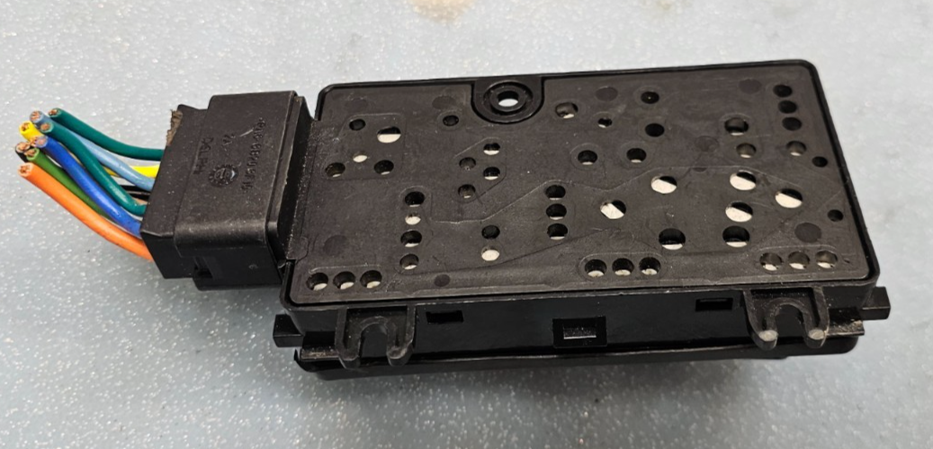 🔥99-07 Silverado Escalade Tahoe Yukon Avalanche Passenger Seat Control Switch