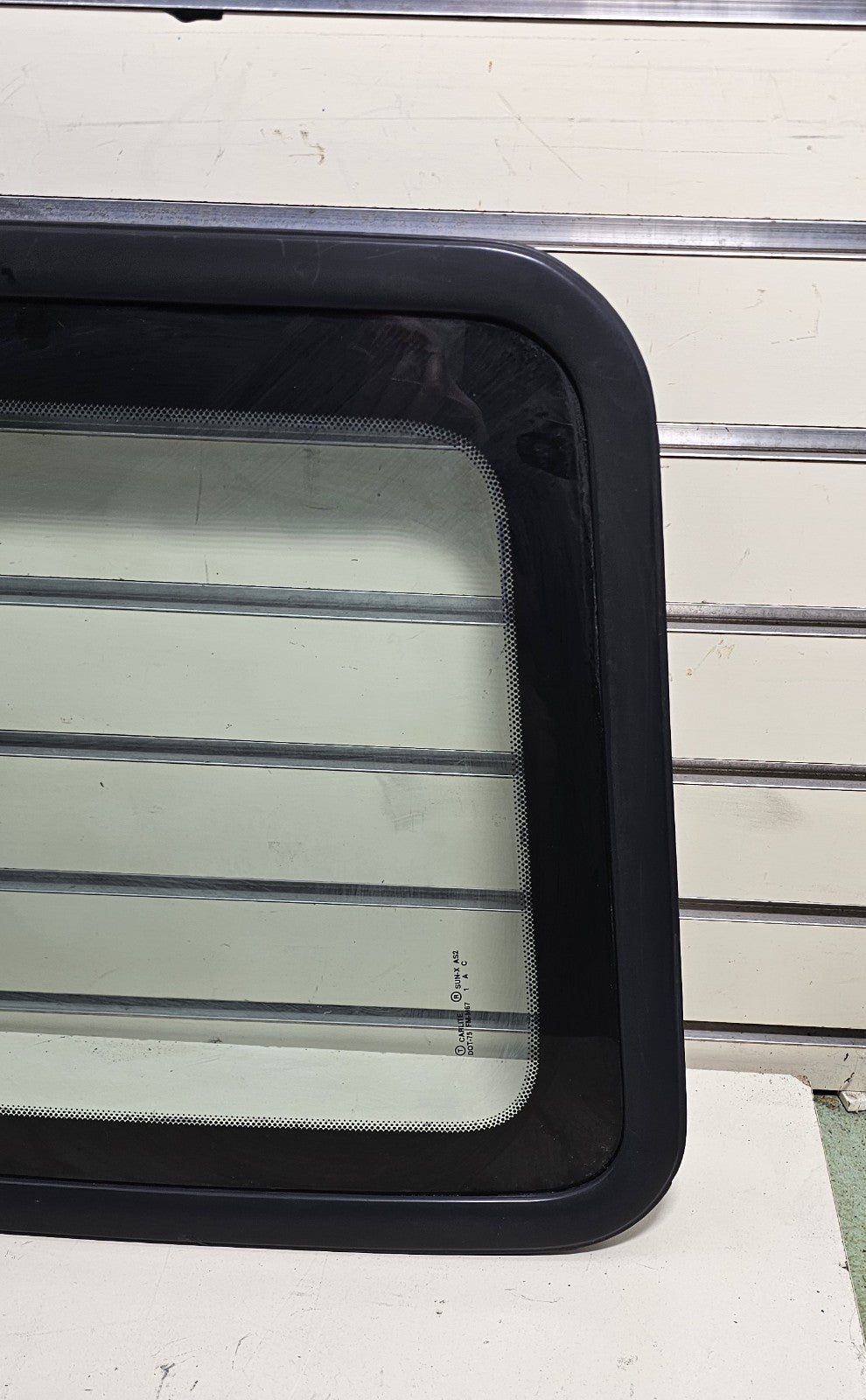 92-96 FORD F-150 F-250 F-350 Rear Side RH Window Passenger Quarter Glass Fits