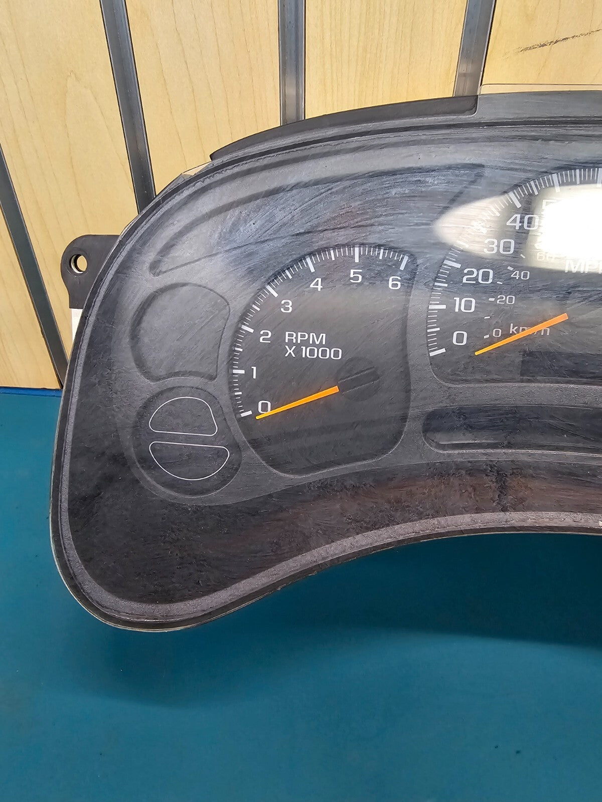 03-06 Chevy Silverado Tahoe Yukon Dash Speedo Instrument Gauge Panel Cluster OEM