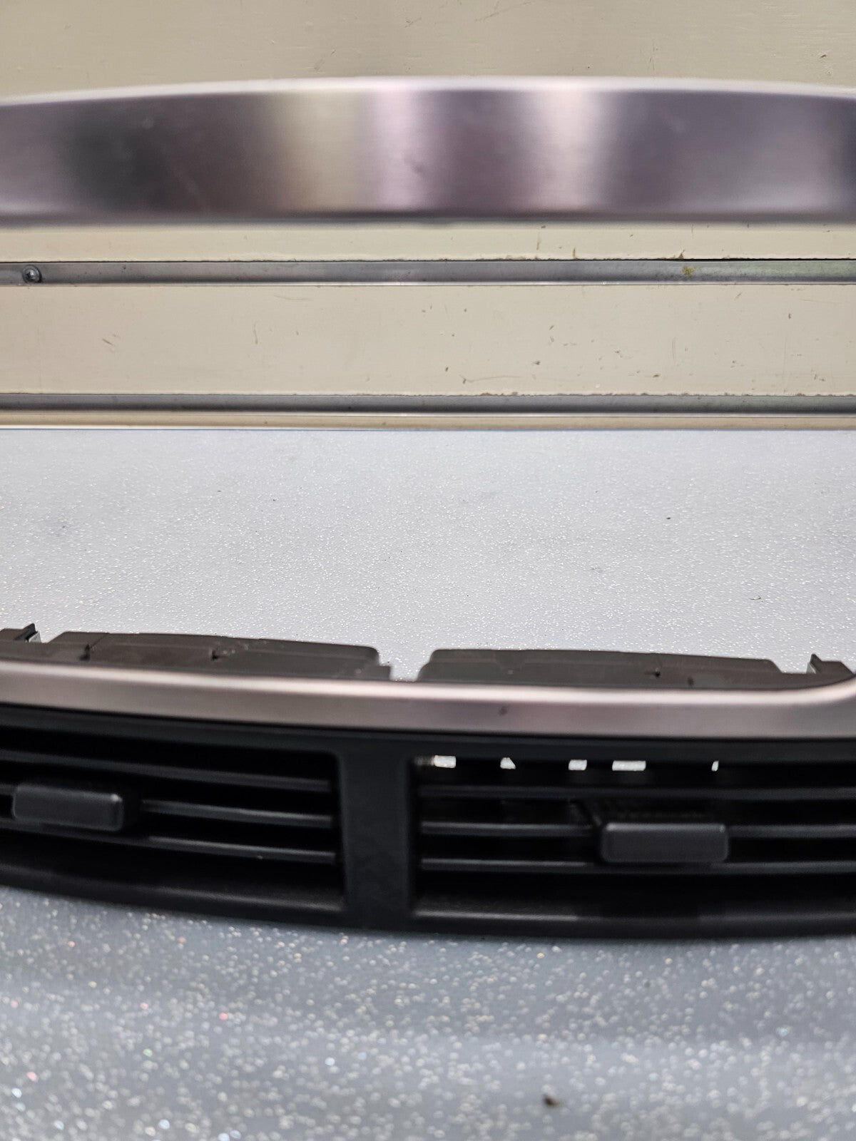 🔥99-04 Jeep Grand Cherokee Center Dash RADIO Bezel A/C Air Vent Trim SILVER