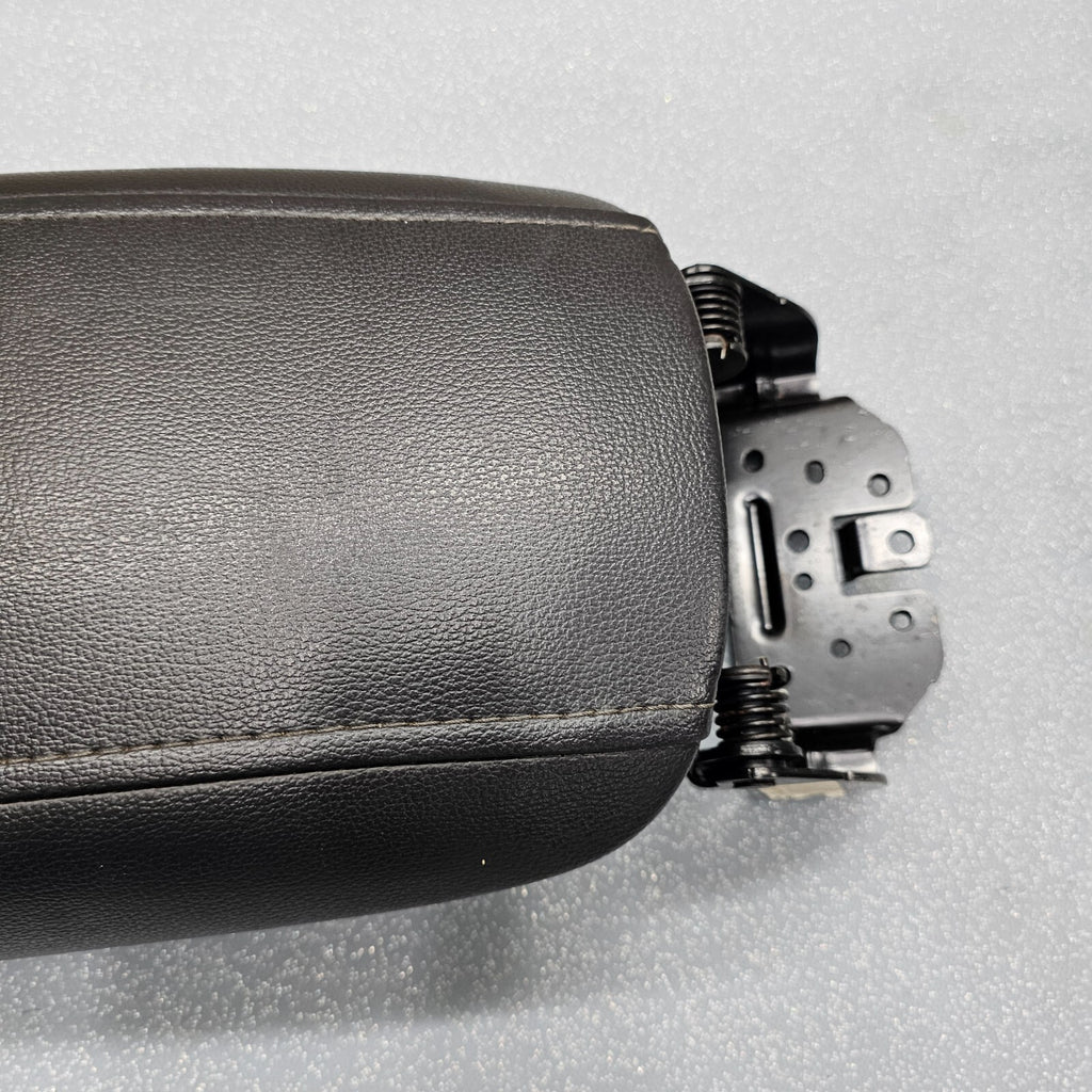 🔥13-16 Ford Fusion Front Center Console Lid Armrest Leather Cover Top Pad Black