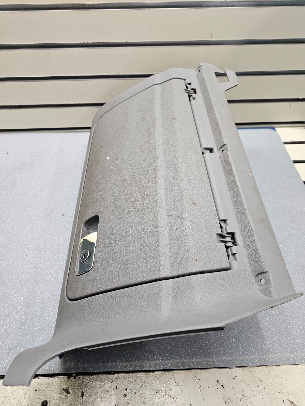 🔥99-06 JETTA GLI GOLF GTI R32 DASH GLOVE BOX COMPARTMENT STORAGE ASSEMBLY GRAY