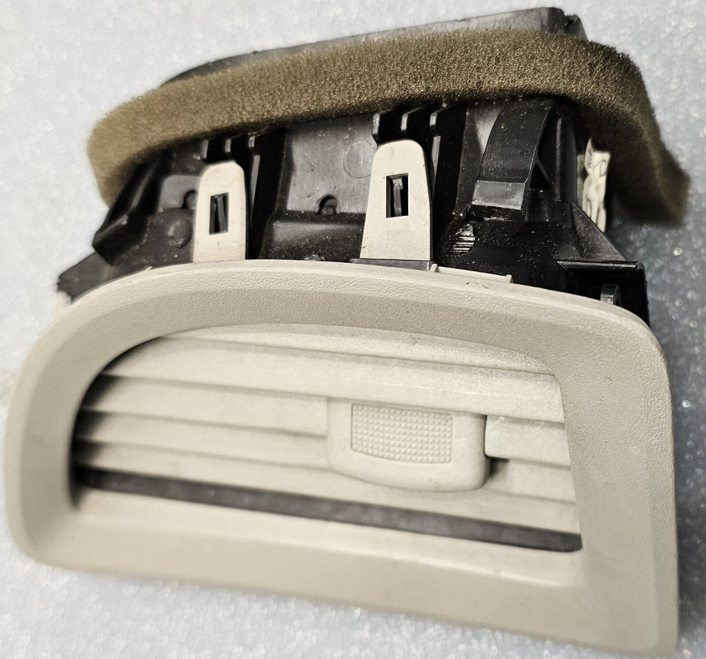 08-12 Chevy MALIBU Dash A/C Heater AIR VENT Front right passenger Side Gray VT46
