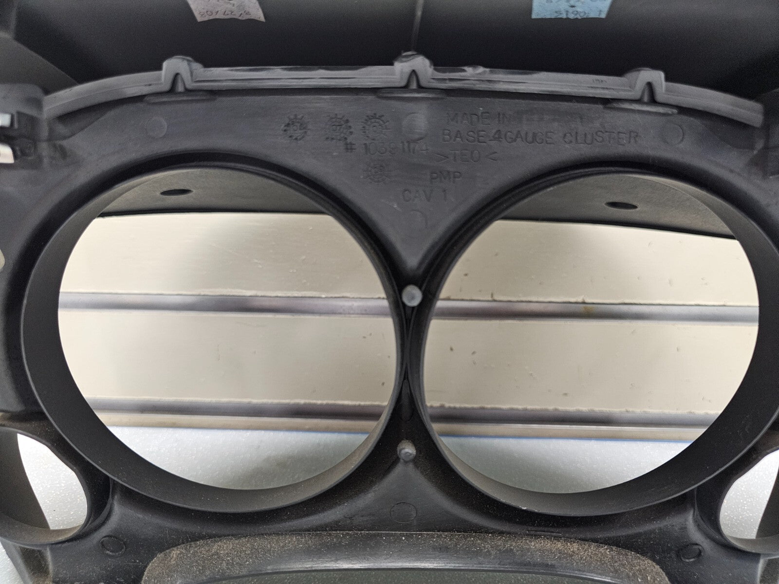 07-13 CHEVY SILVERADO DASH SPEEDO INSTRUMENT GAUGE CLUSTER BEZEL GRAY/BLACK C21