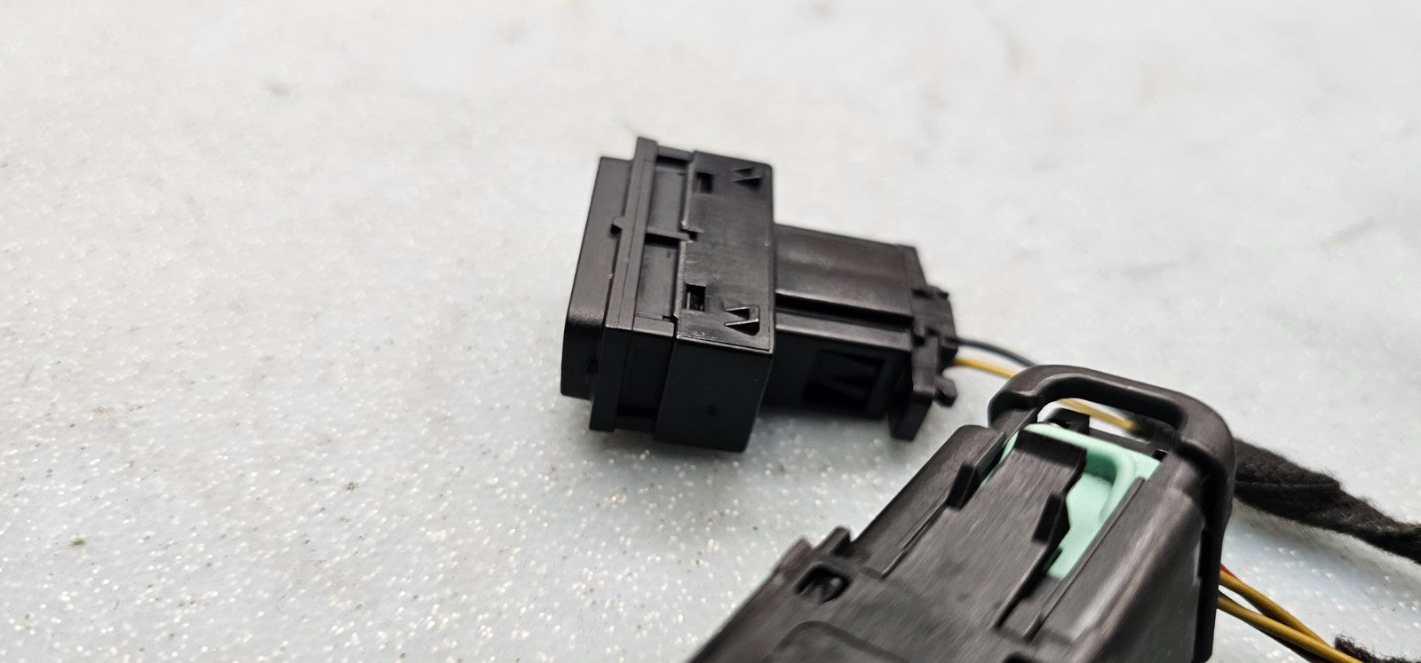 🔥05-10 VW Jetta Rabbit Hazard Button Switch GTI MK5 Genuine