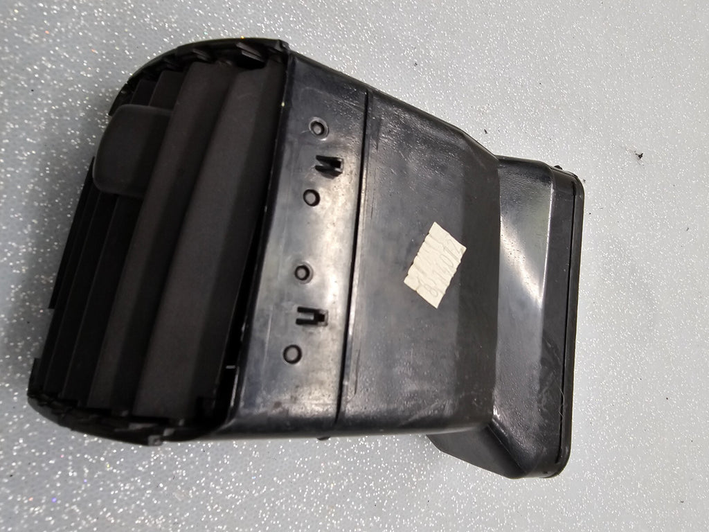 🔥2004-2012 Chevy Colorado GMC Canyon Dash Outer Air Vent LH Driver Side BLACK