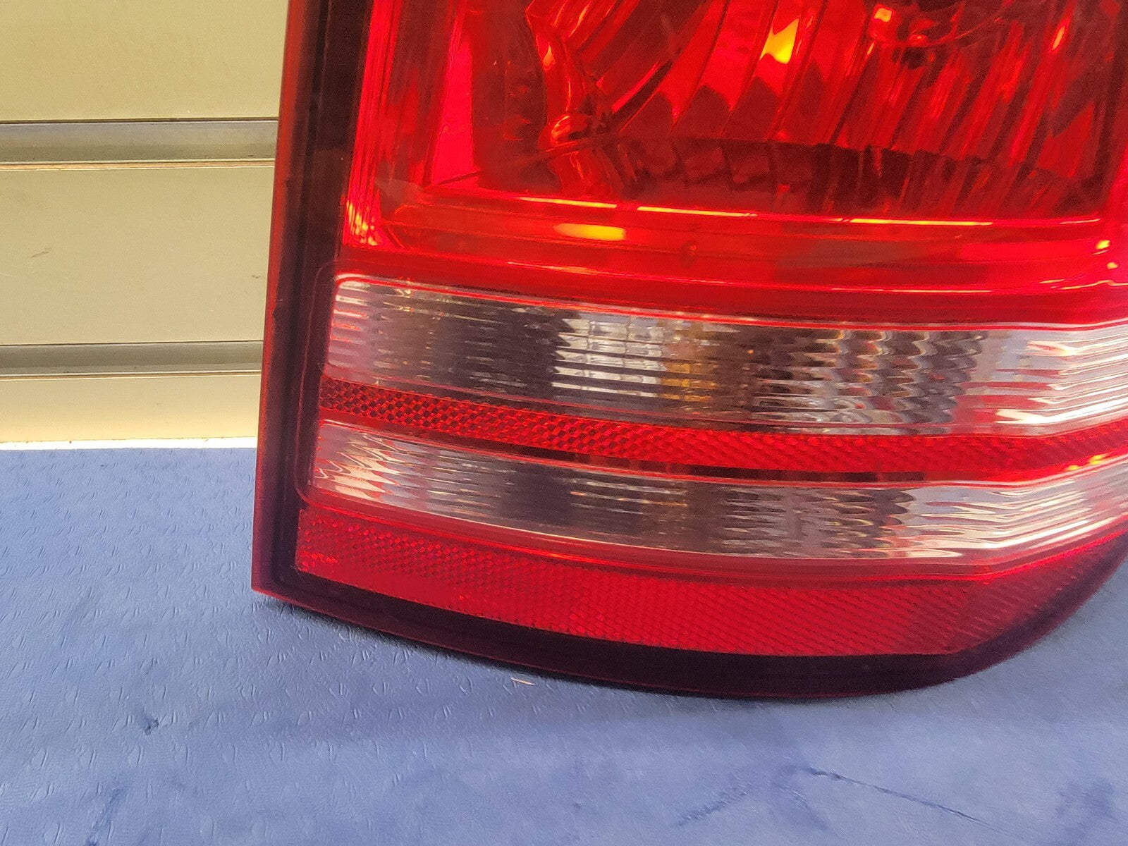 🔥2009-2020 Dodge Journey Right Passenger Outer Halogen Tail Light OEM 1004