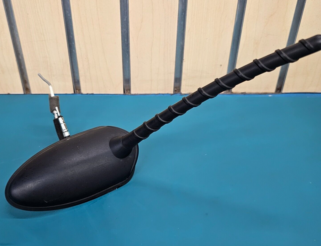 08-12 Hyundai Elantra Touring Roof Mounted Radio Hatchback Stubby FM Antenna XM