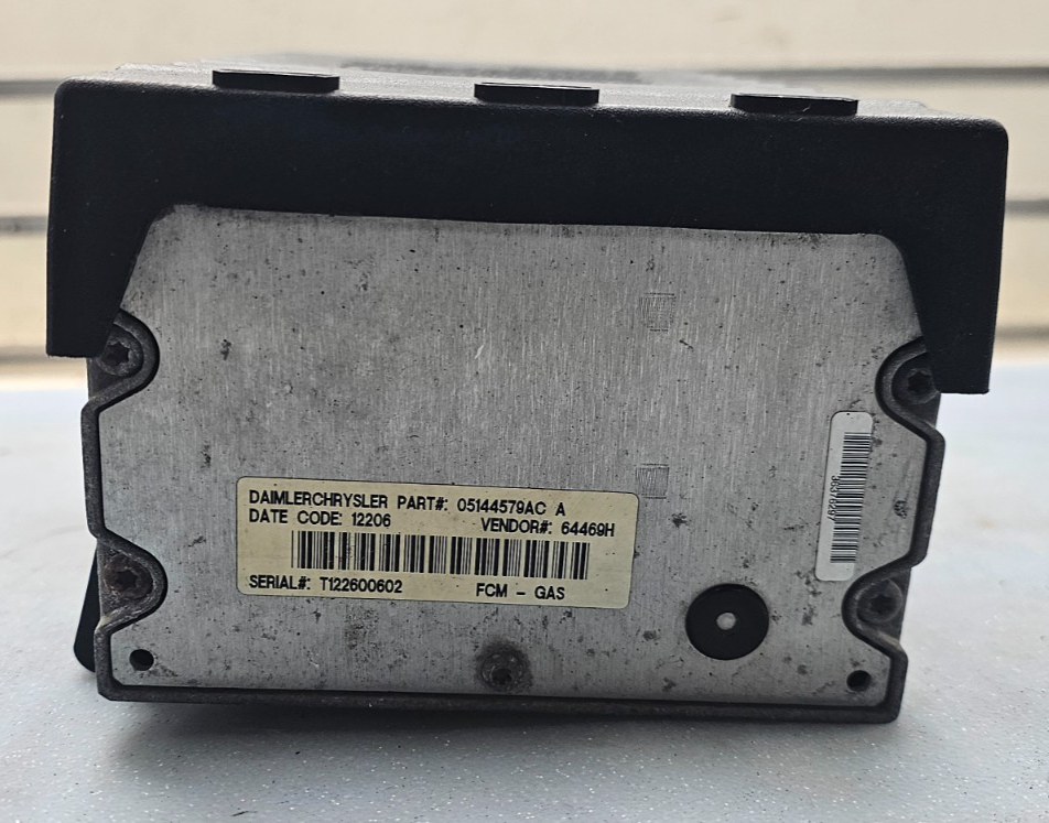 🔥06-07 DODGE GRAND CARAVAN TOWN COUNTRY TIPM FUSE BOX JUNCTION CONTROL MODULE