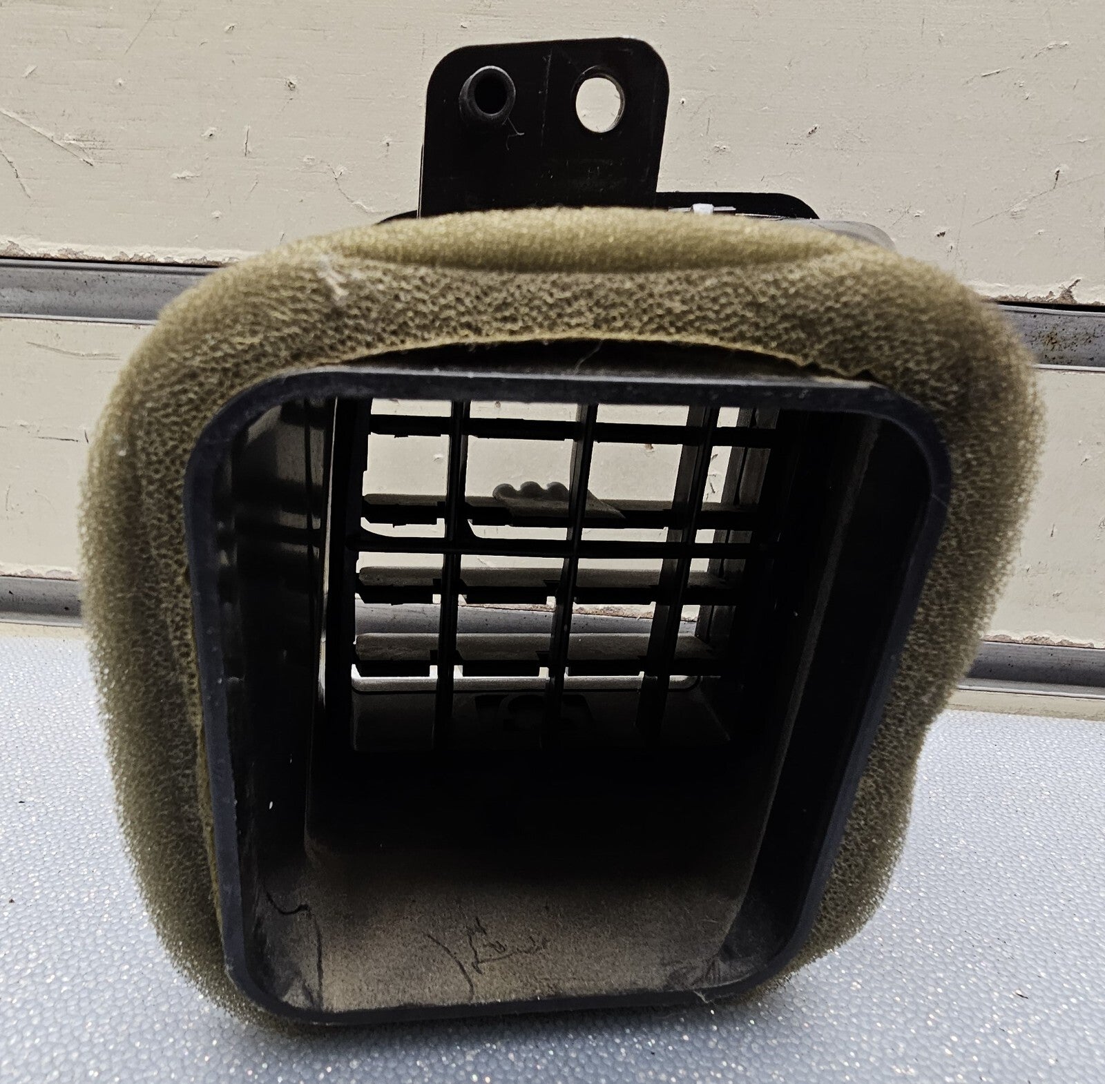 99-06 Silverado Sierra Dash Air Vent Left Driver Heater Climate Temperature OEM