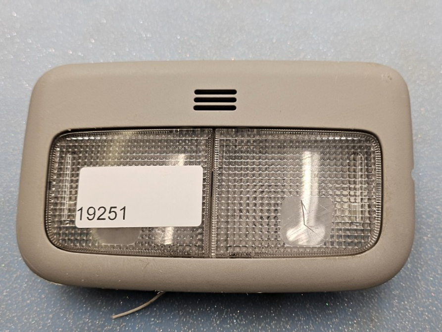 🔥09-13 TOYOTA COROLLA ROOF CENTER CONSOLE OVERHEAD DOME LIGTH LAMP OEM TAN