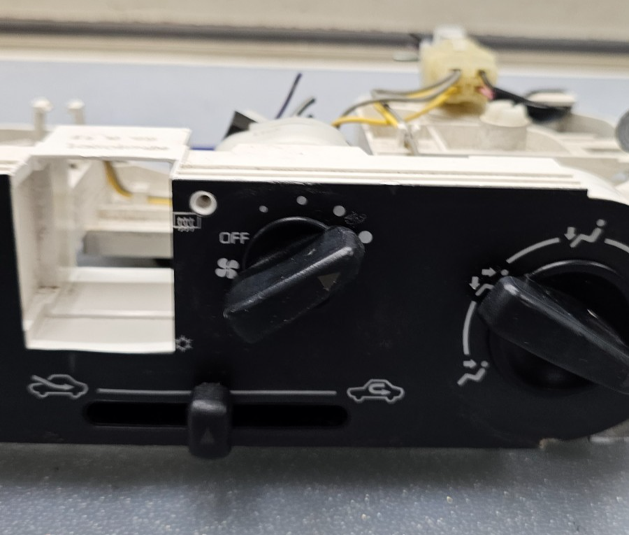 🔥00-04 Mitsubishi Montero Sport Heat A/C Temperature Climate Control
