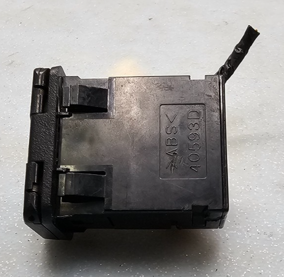 🔥07-13 Durango Journey Town country Accessory Outlet Inverter 115V AC 150W OEM