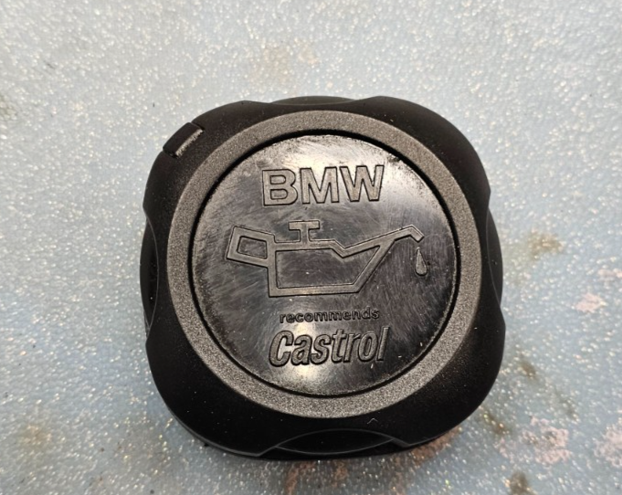 🔥90-10 BMW E36 E46 328 E39 528 E53 X5 Engine Oil Filler Cap Lid Castrol Silver