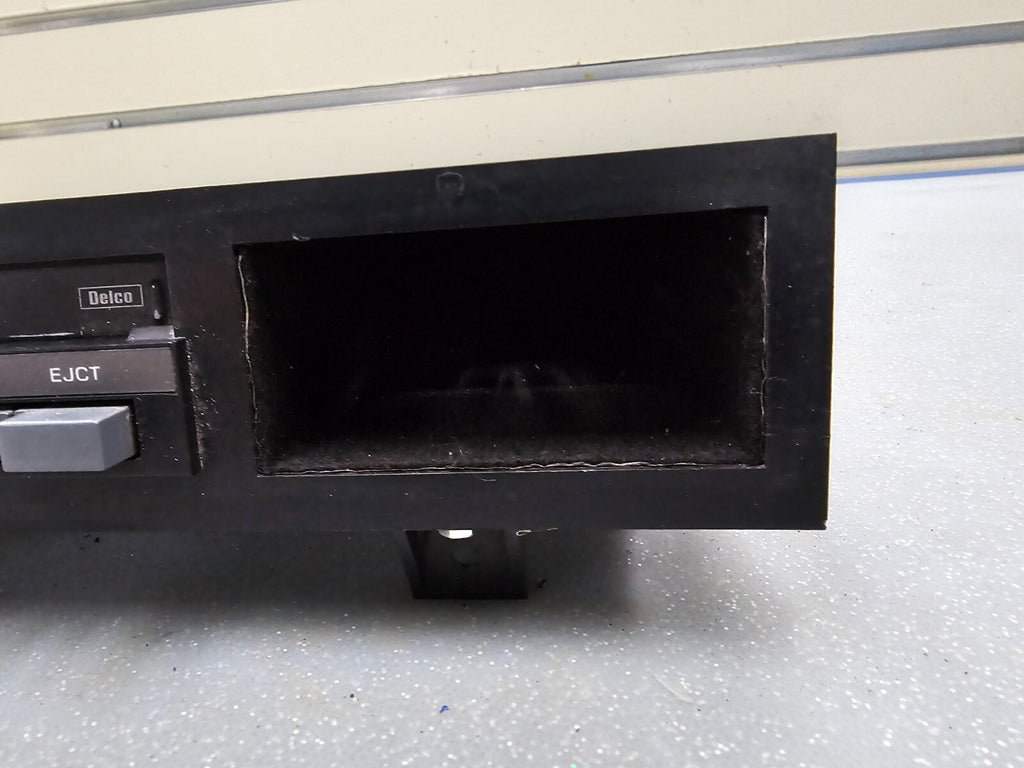 🔥88-94 Chevy Silverado Suburban CK AM FM Radio Audio Stereo Cassette Player OEM