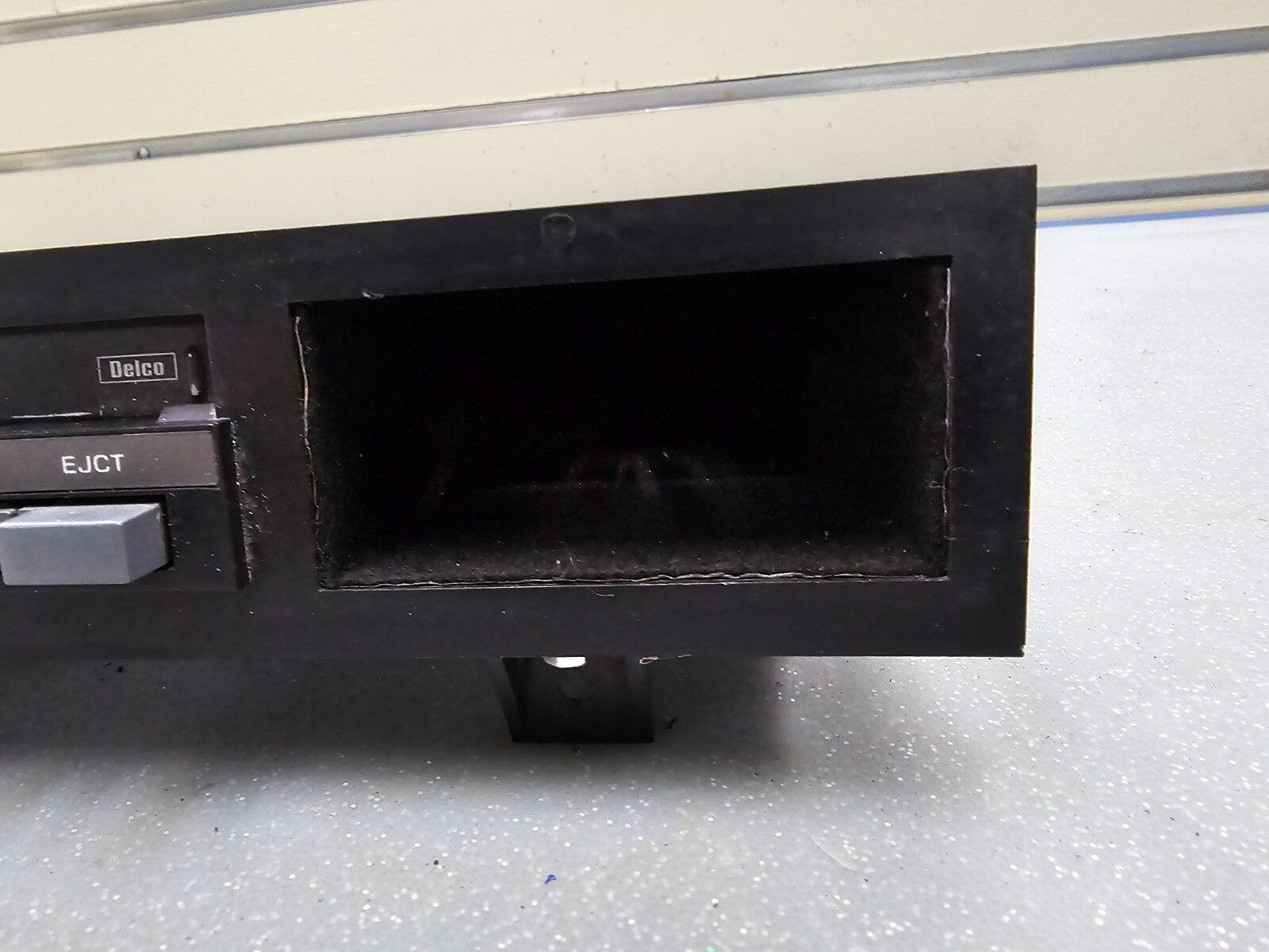 🔥88-94 Chevy Silverado Suburban CK AM FM Radio Audio Stereo Cassette Player OEM