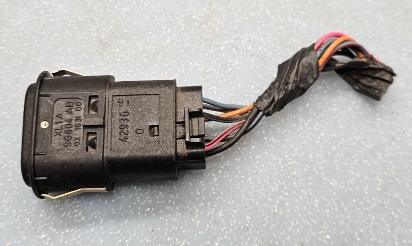 🔥99-03 Ford F-150 99-02 Expedition Lincoln Navigator Power Pedal Switch BLACK