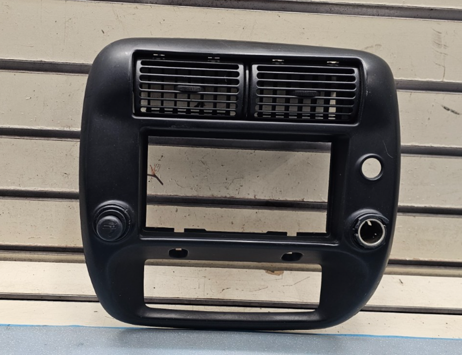 95-10 Ranger Explorer Center Dash Radio Stereo Display Bezel Trim Panel BLACK B2