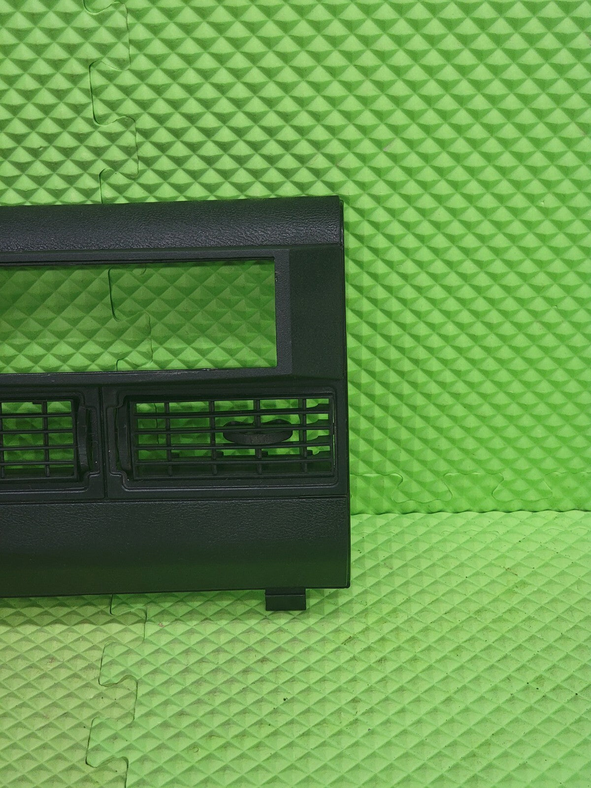 🔥88-94 Chevy GMC Yukon C/K Blazer Dash Am FM Radio Strereo bezel Panel Black