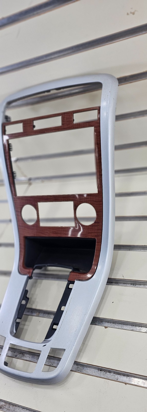 🔥07-09 Equinox Center Dash Radio Climate Surround Bezel Trim SILVER/WOOD B43
