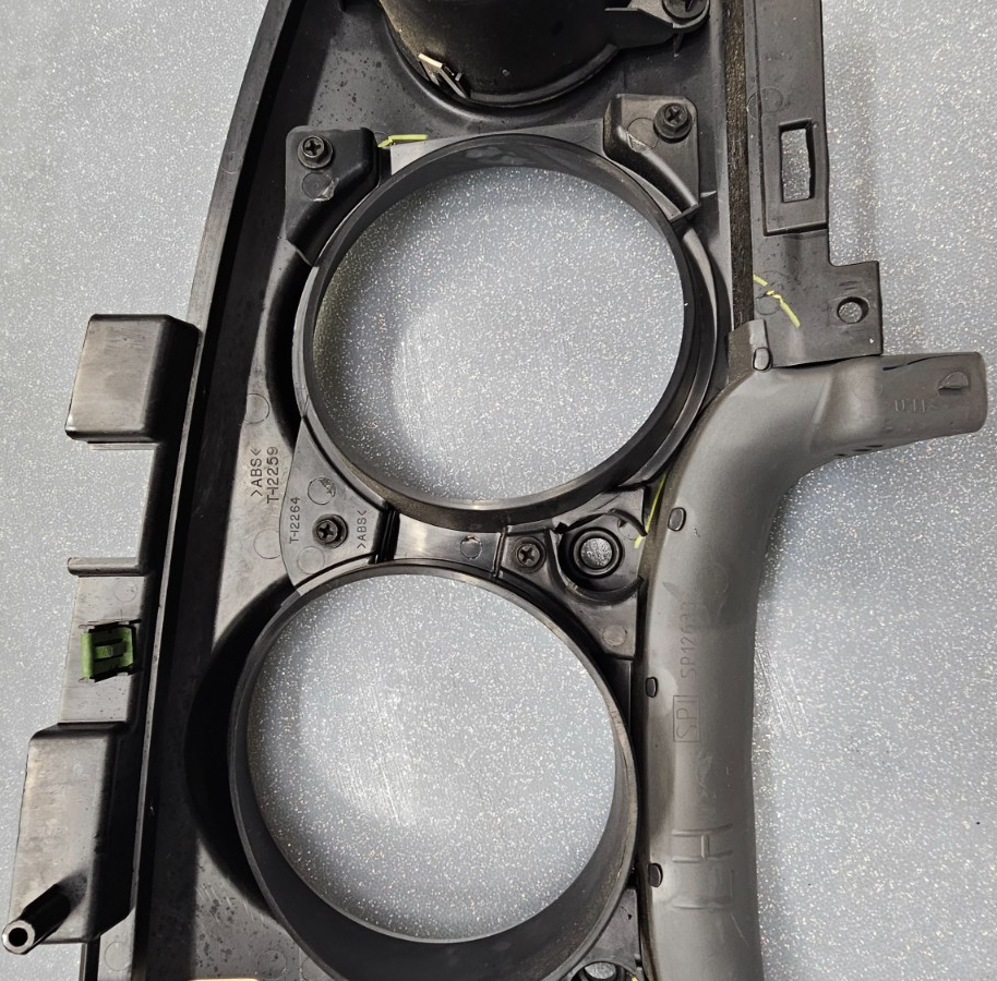 🔥01 -05 CHRYSLER PT CRUISER DASH INSTRUMENT SPEEDOMETER CLUSTER BEZEL SILVER