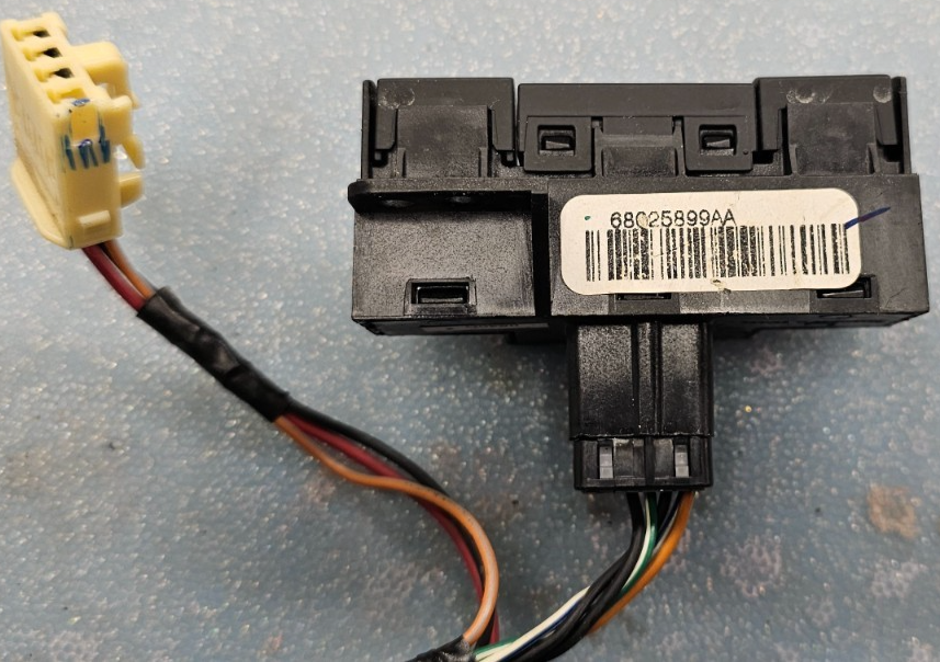 🔥09-10 Chrysler 300 Caravan Hazard Light ESP Off Traction Control Switch FC-36