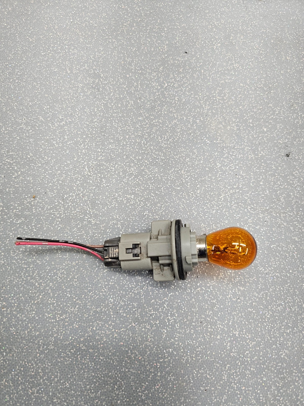 🔥08-15 Nissan Rogue Altima Front Headlight Turn Signal Bulb Socket Assembly OEM