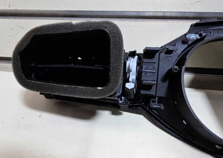 🔥11-14 Volkswagen Jetta Speedometer Instrument Cluster Dash Bezel Black