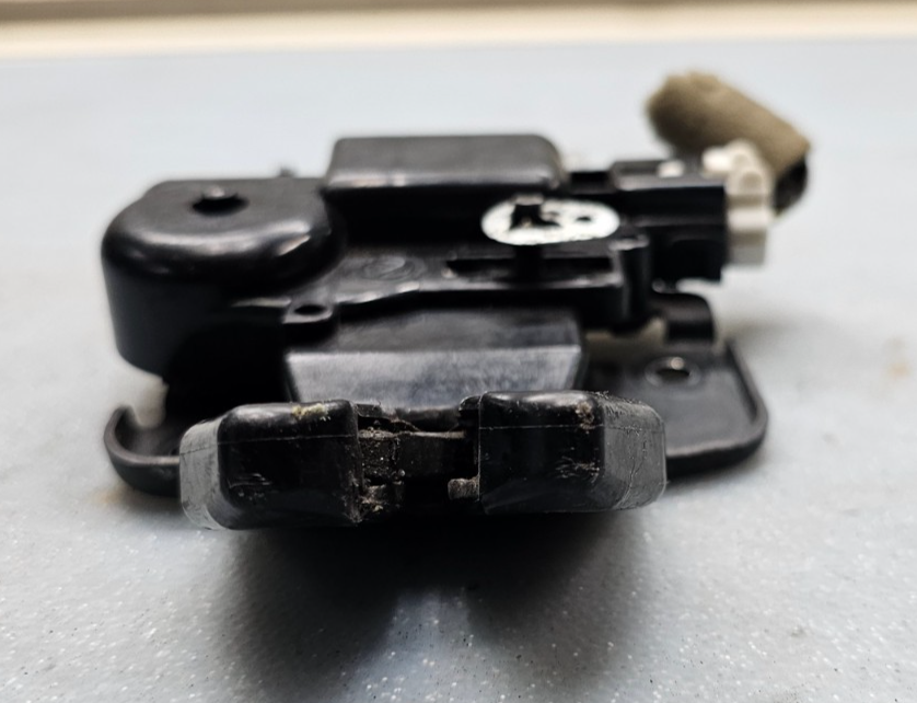 🔥08-14 Subaru Impreza WRX STI Trunk Latch Lid Release Lock Mechanism Sedan OEM