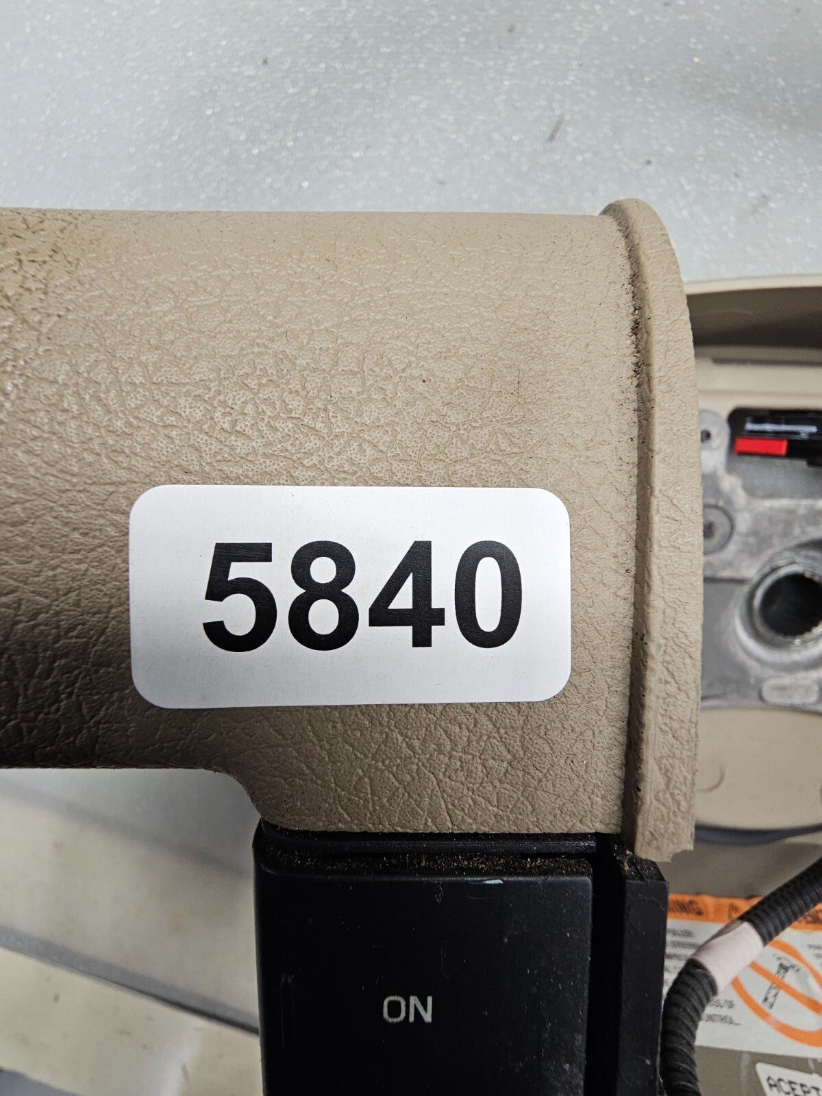 🔥2004-2008 Ford F-150 F150 Tan Leather Wrapped Steering Wheel OEM TAN