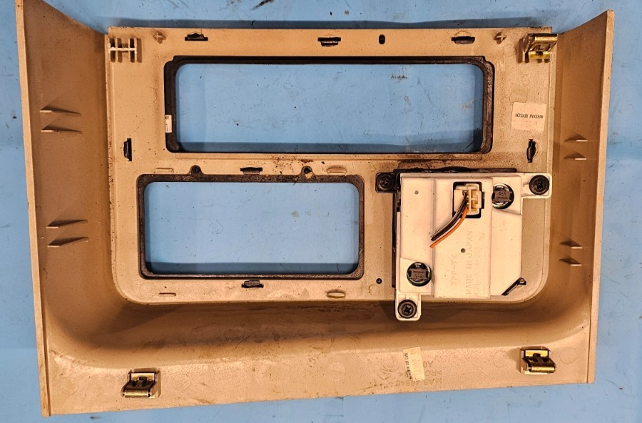 🔥03-06 Cadillac Escalade Center Console Upper Bezel Trim Clock Bezel  Wood OEM