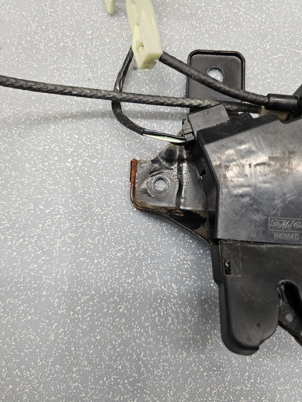 🔥05-07 Ford Focus Rear Trunk Latch Deck Powr Lock Lid Release Actuator Assembly