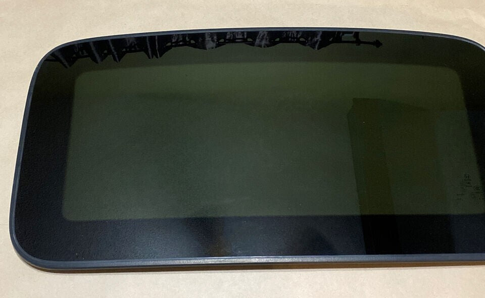 🔥06-11 Honda Civic 4 Door Sedan Sun Roof Retractible Motorized Window Glass OEM