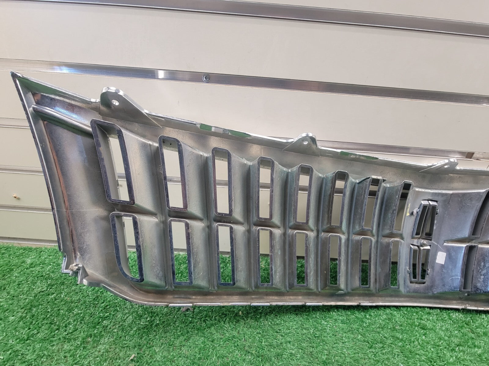 🔥2006-2009 Lincoln Zephyr MKZ Chrome Front Upper Grille Assembly W/EMBLEM OEM