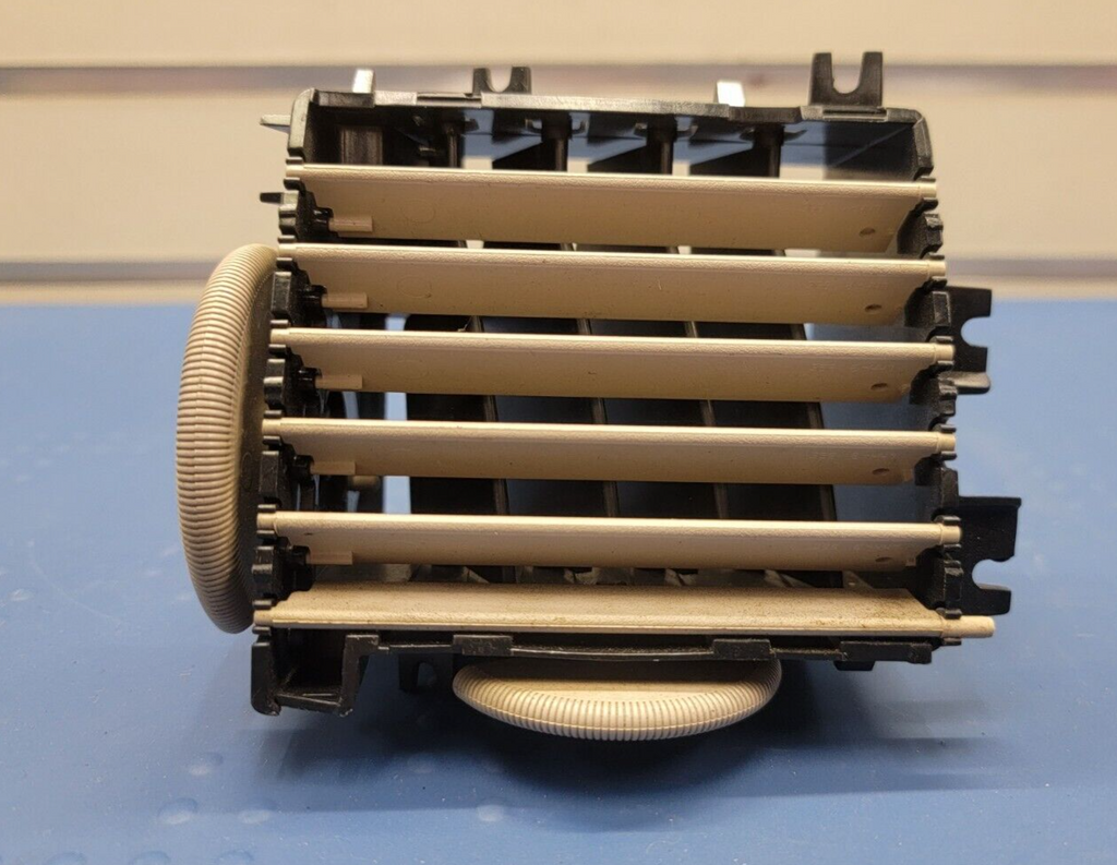 🔥00-05 Chevy Impala Dash Left DRIVER AC HVAC A/C Heater Air Vent TAN OEM