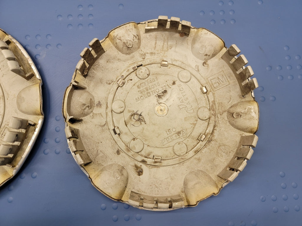 2002-2004 Oldsmobile Bravada Wheel Center Caps set OEM