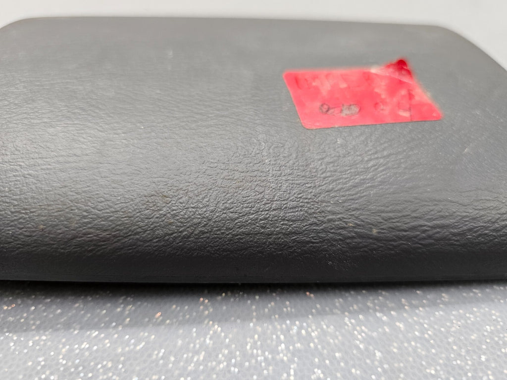 🔥02-04 Subaru Impreza Center Console Lid Armrest Top Pad Cover Assembly Black