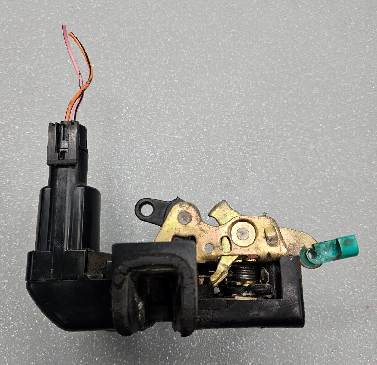 1994-2001 DODGE RAM 1500 2500 Passenger Side RH Door Latch Lock Actuator Release