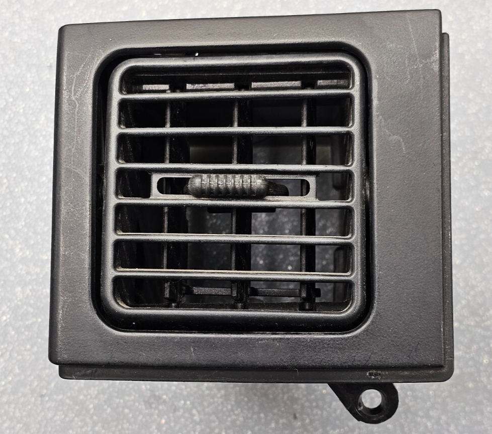 🔥05-07 FOCUS DASH Left Driver Air Vent AC A/C Ventilation Heater Panel Black