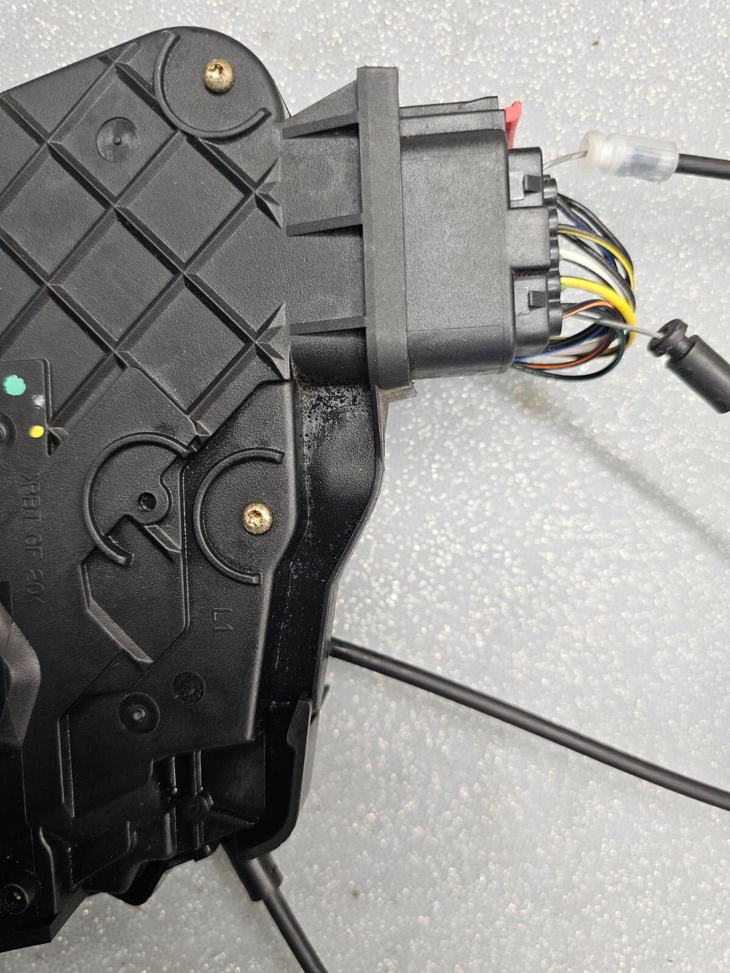 🔥2004 -2006 Mazda 3 Door Power Lock Latch Actuator w/ cables Front Left Driver