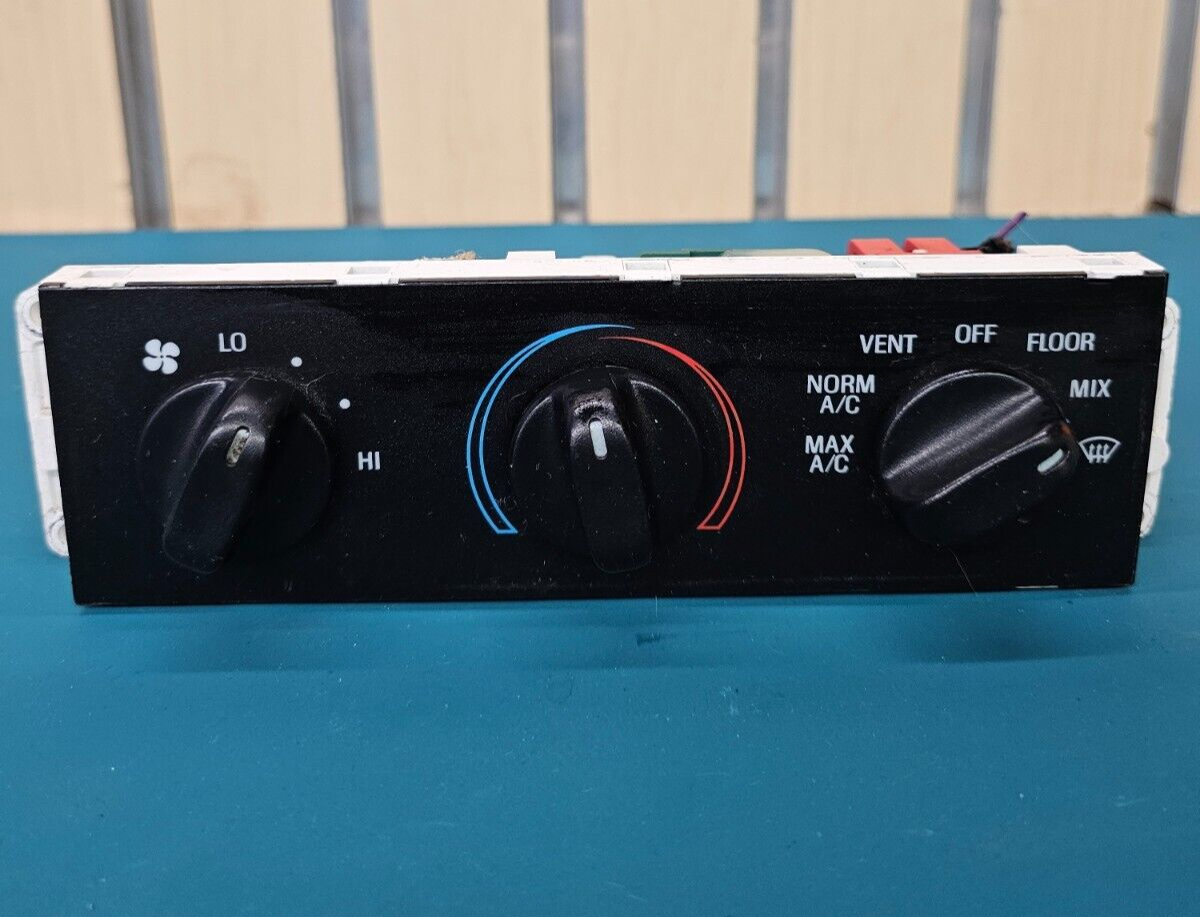94-00 Ford Mustang Dash A/C Heater Climate Temperature Control Panel Conditioner
